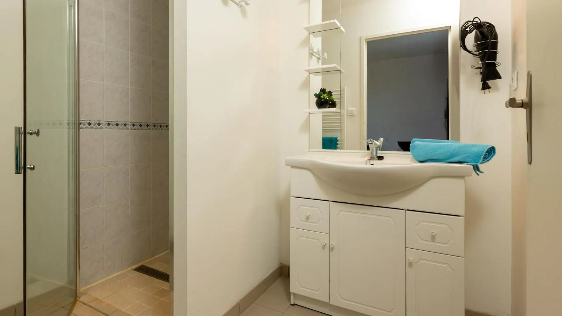 Holiday Home Les Embruns By Interhome Cancale