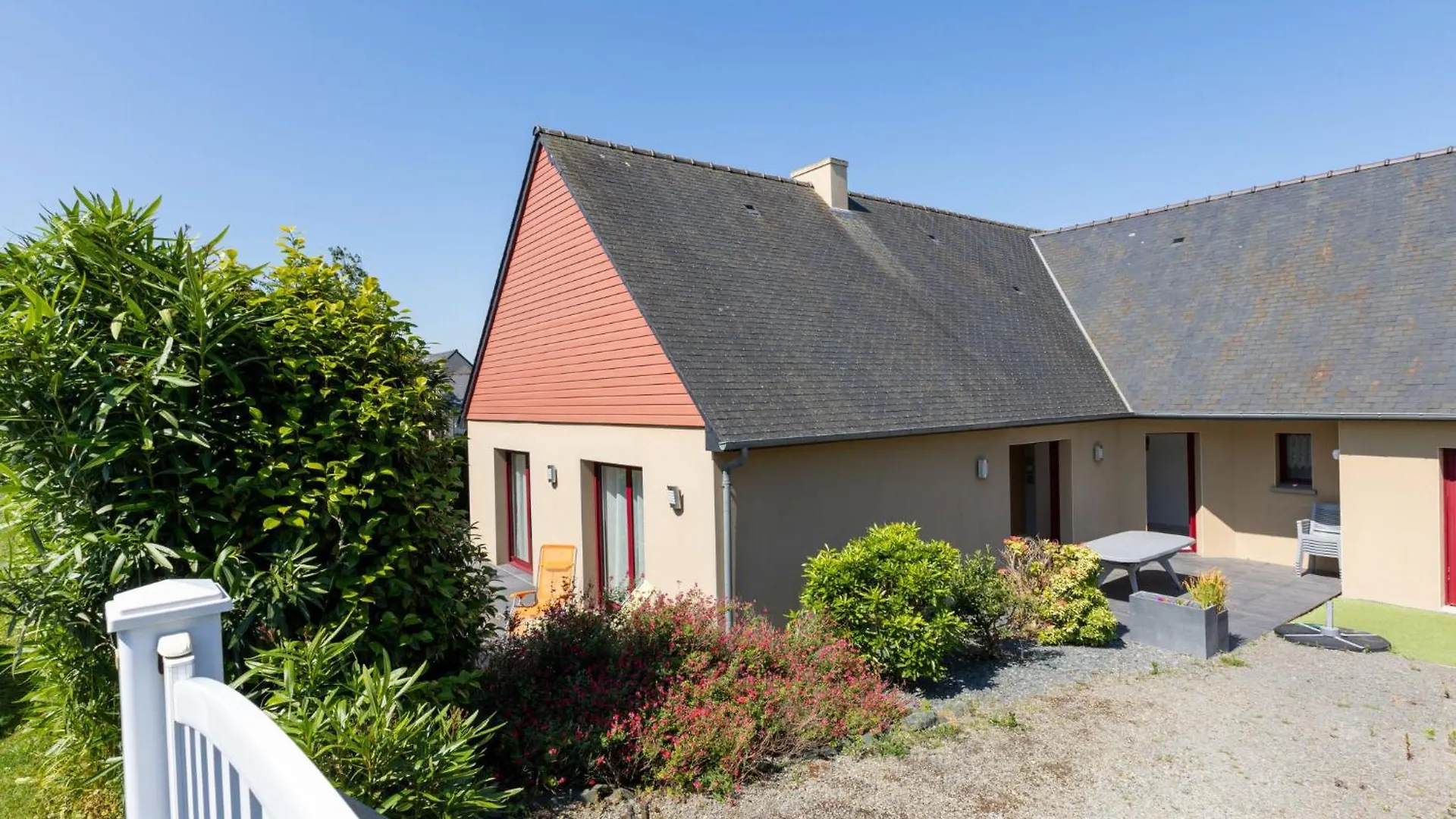 Holiday Home Les Embruns By Interhome Cancale Francia
